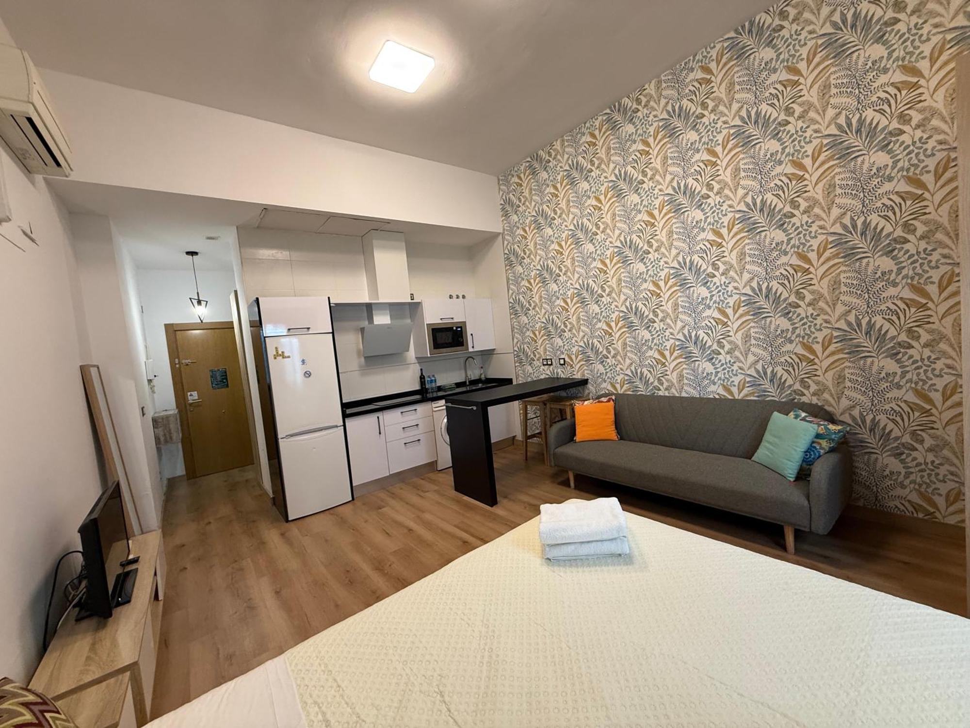 Lovely Studio In The Heart Of Malaga Free Swimming Pool Exterior foto