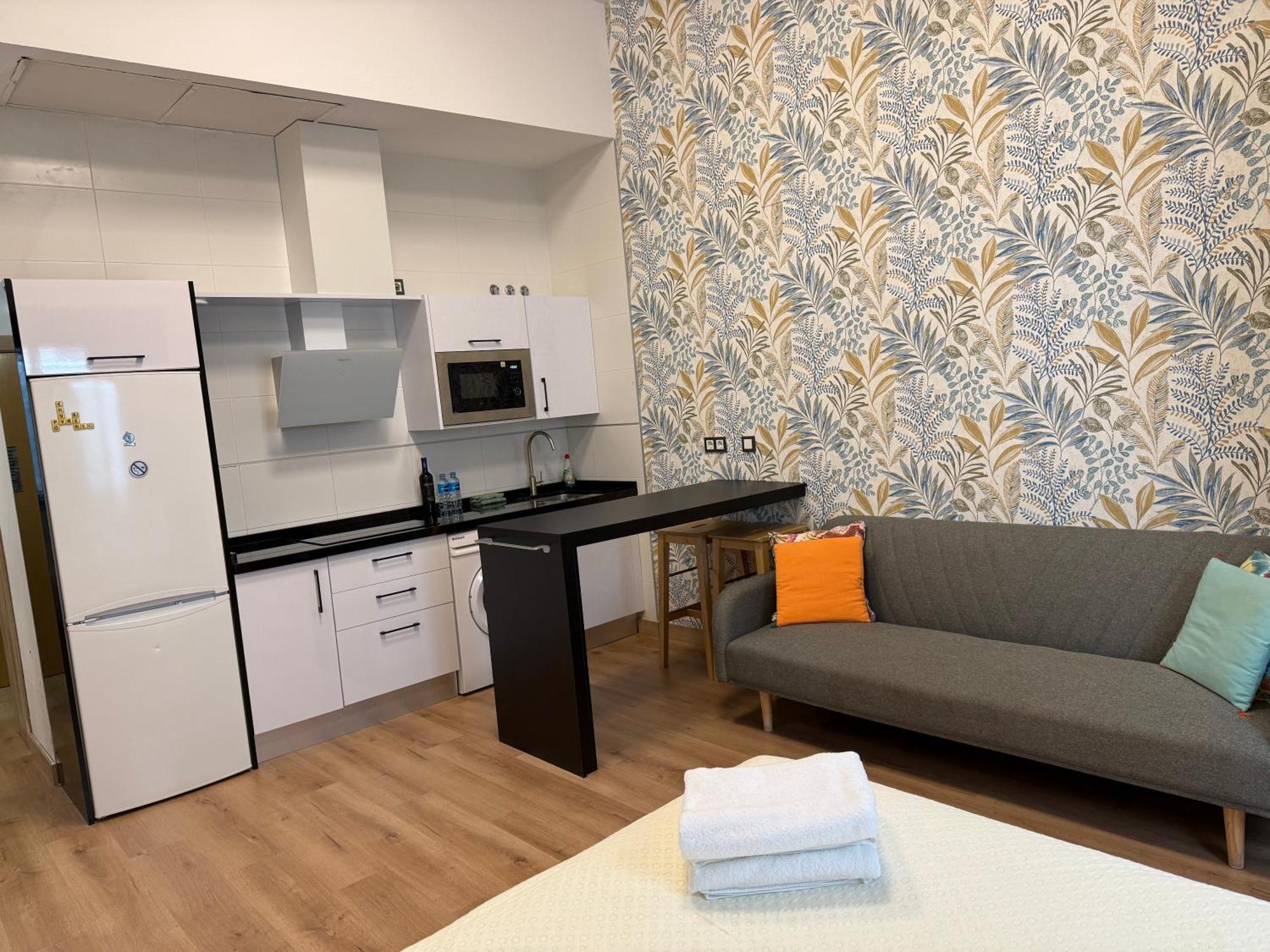Lovely Studio In The Heart Of Malaga Free Swimming Pool Exterior foto
